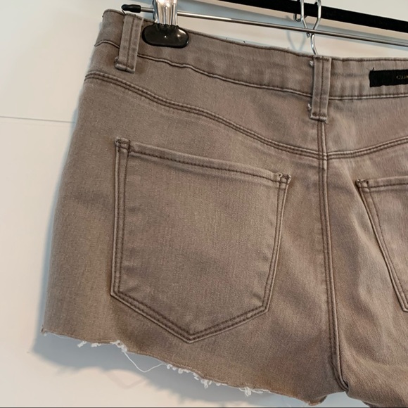 Celebrity Gold | Cut Off Shorts - Picture 6 of 11